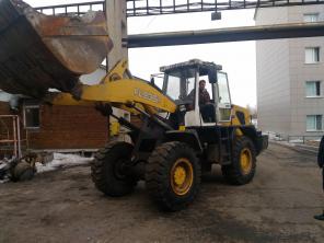 Фронтальный погрузчик Foton FL936F